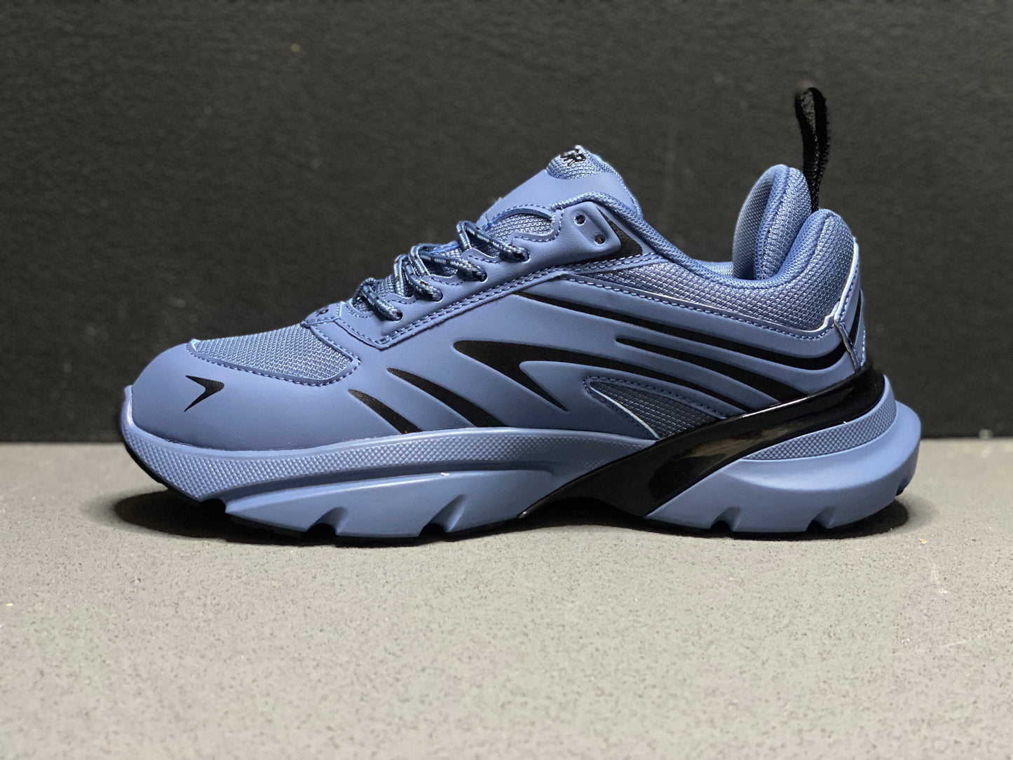 Sneakers #40