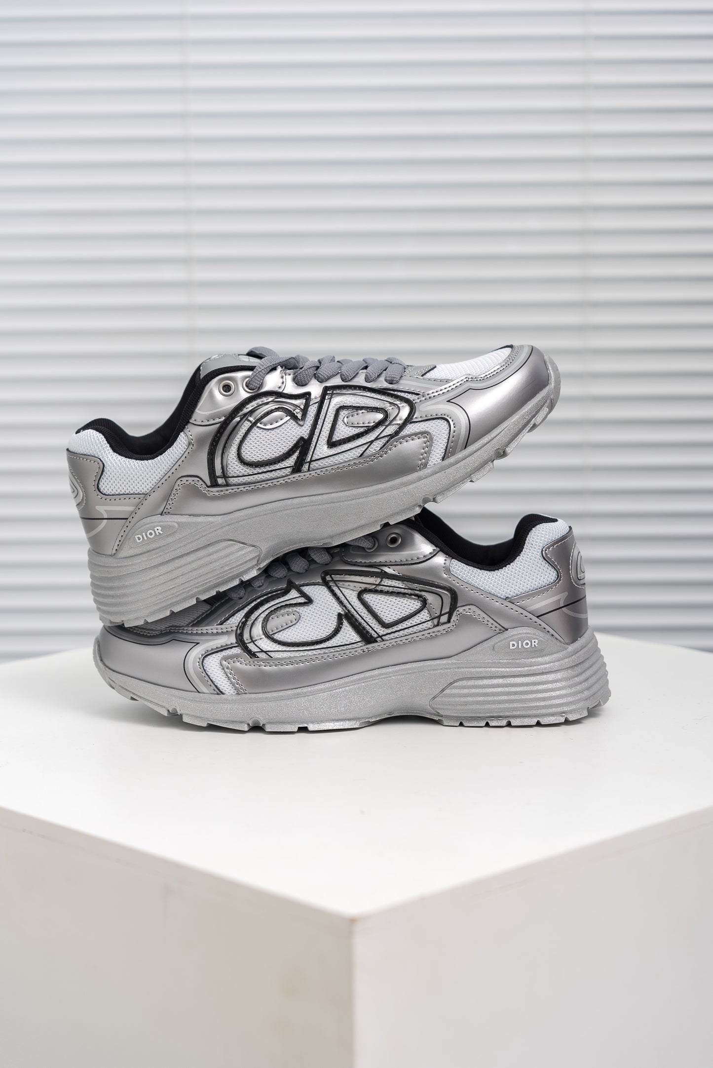 Sneakers #52