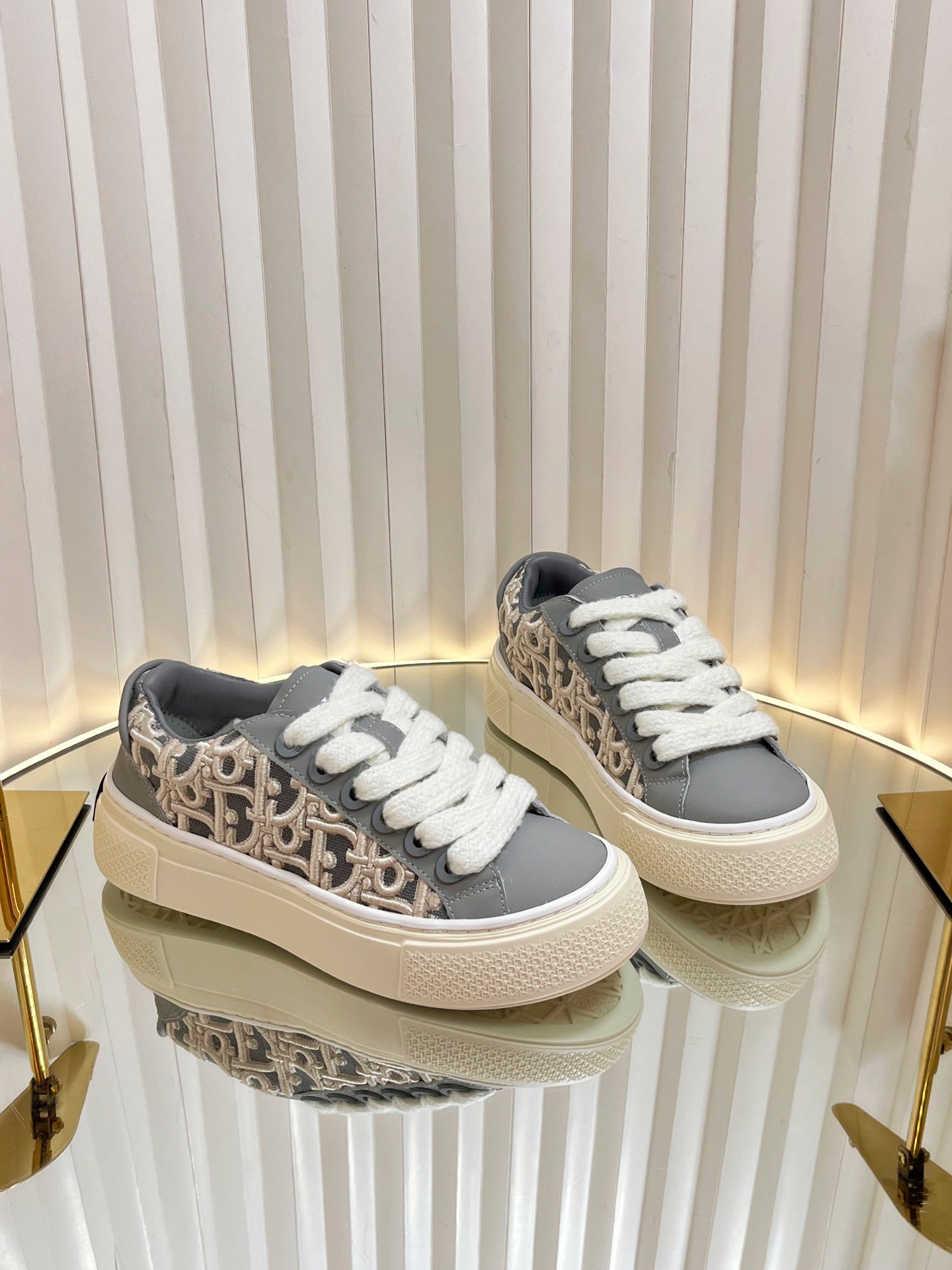 Dior Sneakers #18