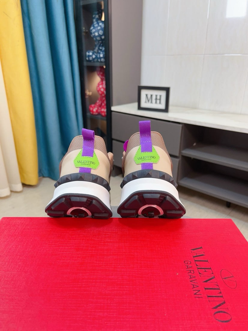 Sneakers #43