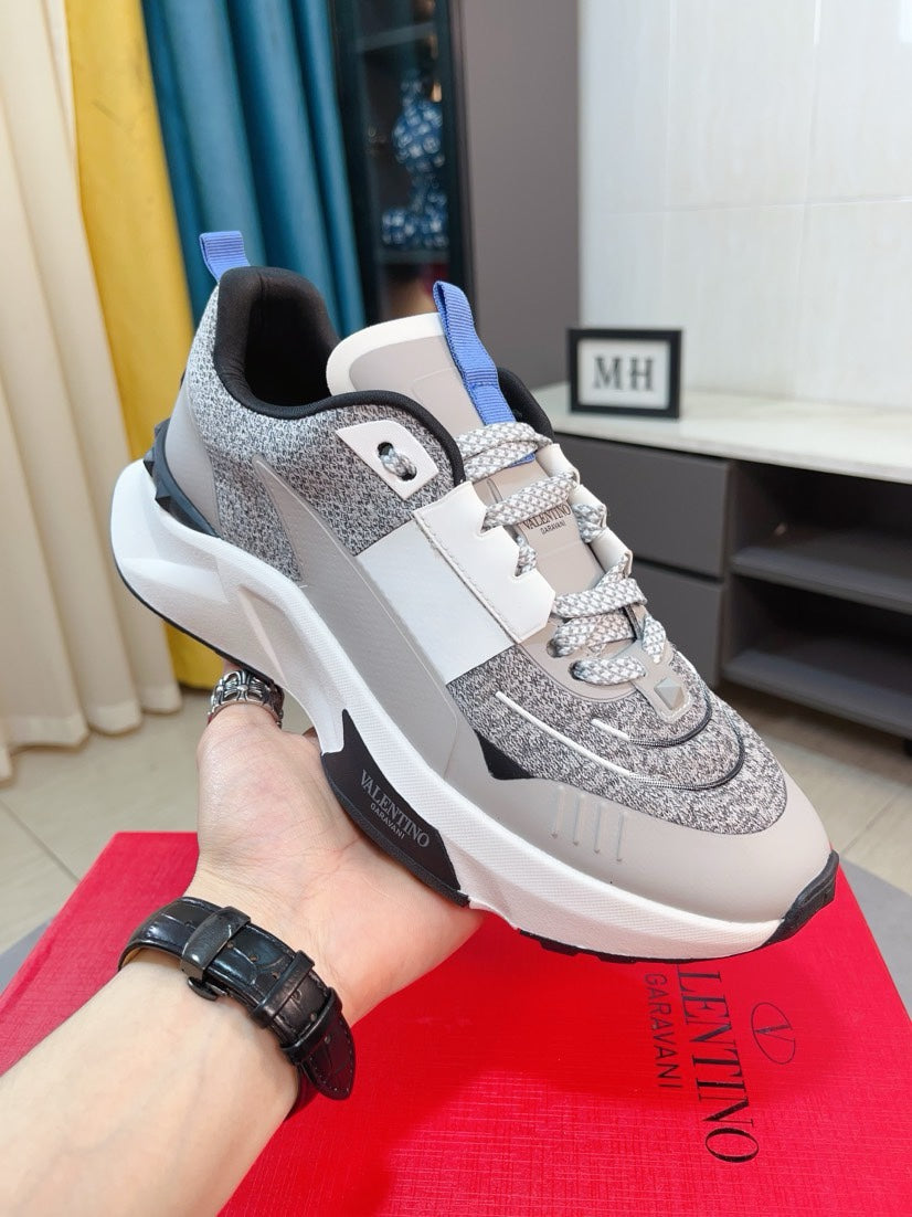 Sneakers #44